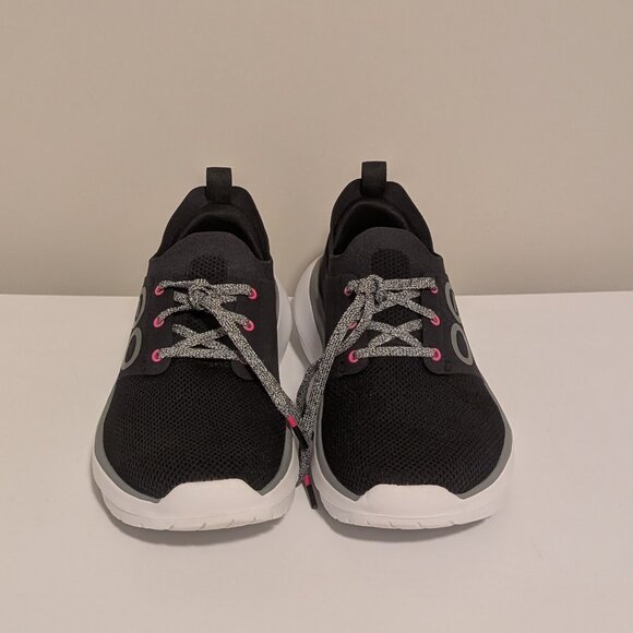 Oofos Oomy Stride Sneakers, Black White, Size 8 - Picture 3 of 10
